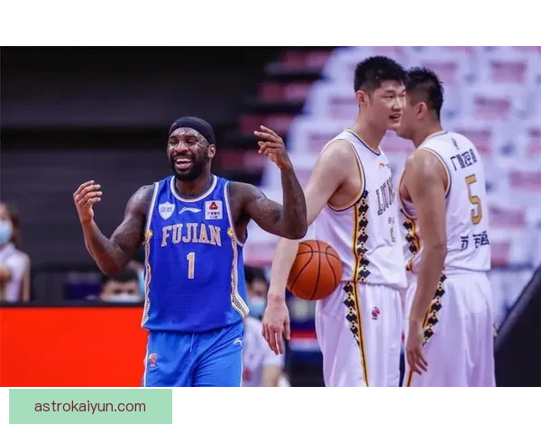 西布朗更衣室氛围近期表现稳健，团队凝聚力持续提升